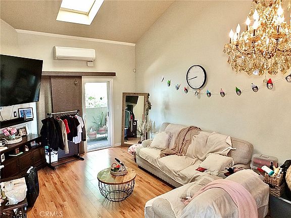 5th image of 1123 Junipero Ave APT 7