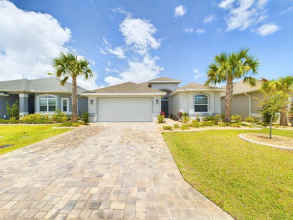2nd image of 43 Matanzas Lakes Dr