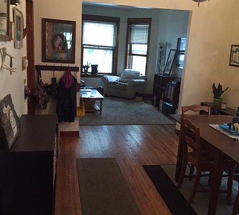 3rd image of 4538 N Artesian Ave #2