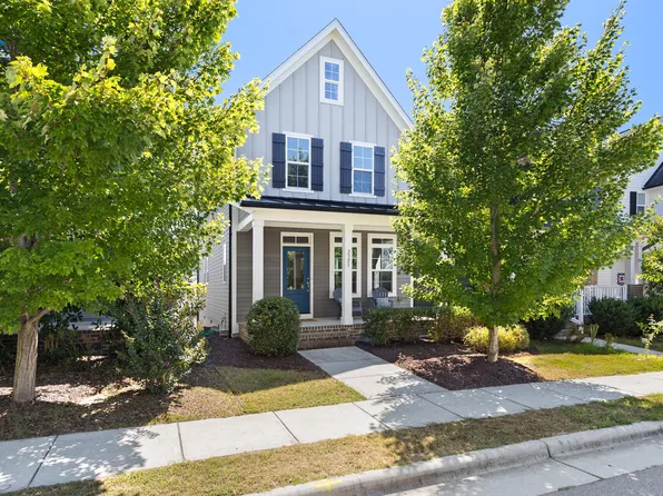 2325 Great Ridge Pkwy, Chapel Hill, NC 27516