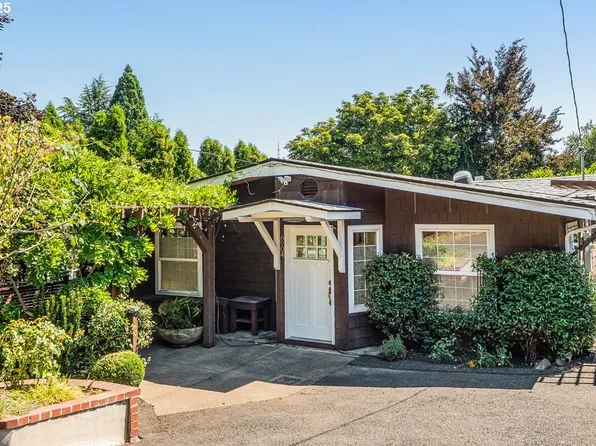 6904 SW 53rd Ave, Portland, OR 97219