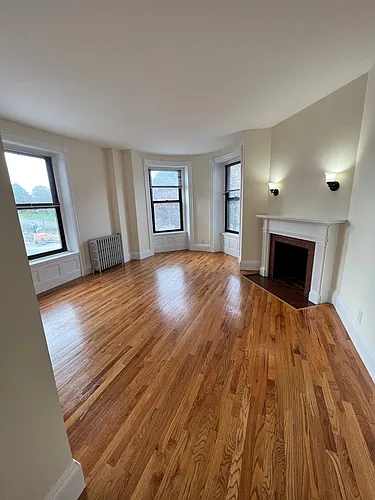 504 Beacon St #6 Photo 1