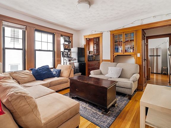 2nd image of 12-14 Upland Rd