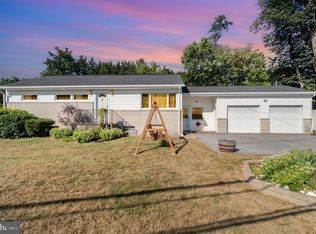 93 Old Willow Mill Rd, Mechanicsburg, PA 17050