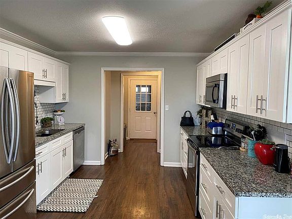 2nd image of 1210 Rehoboth Dr