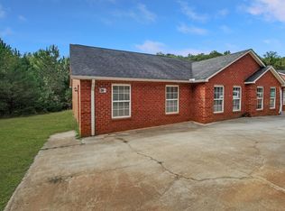 915 Black Snake Rd, Easley, SC 29640