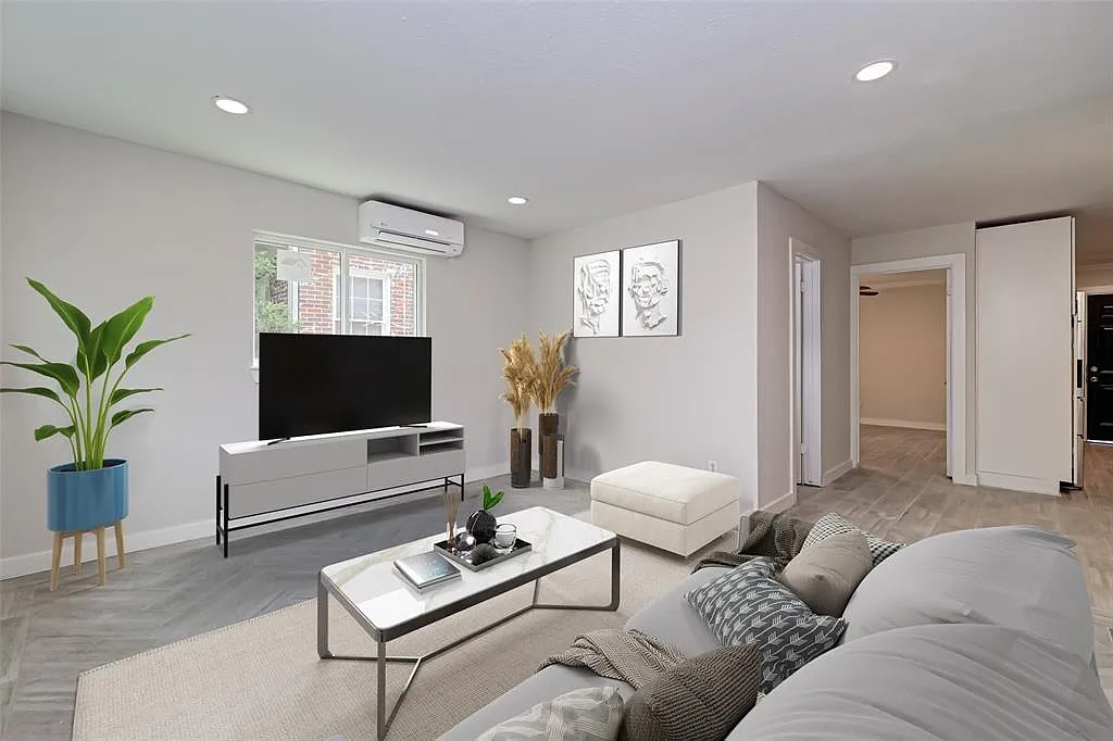 1 bed, 1.0 bath, 650 sqft, $1,595 — Photo 2