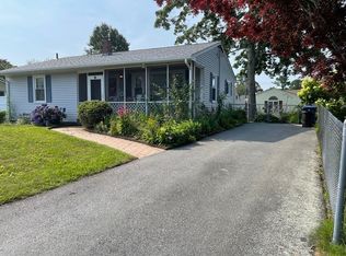 40 Blueberry Ter, New Bedford, MA 02745