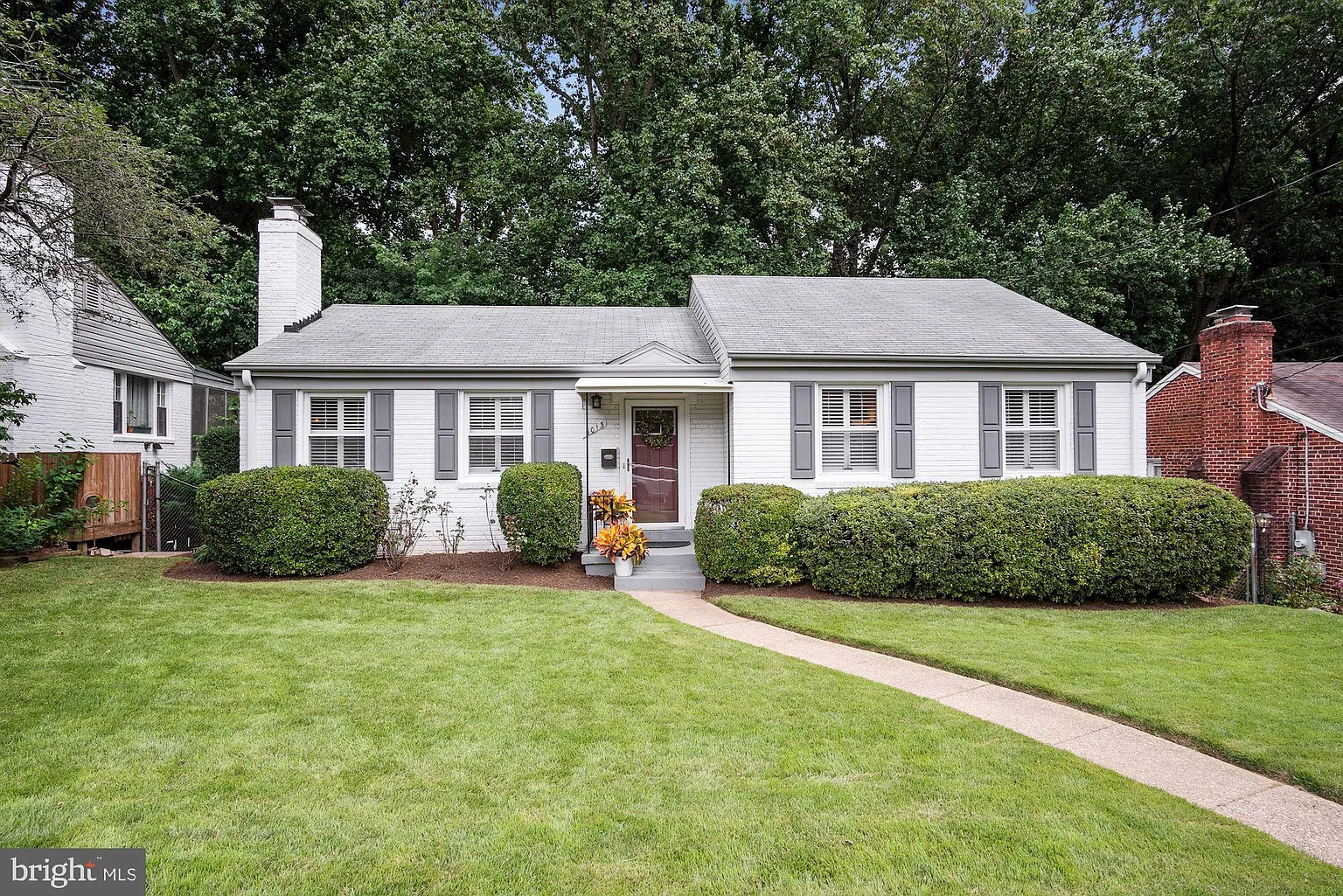 9013 Garland Ave photo 1