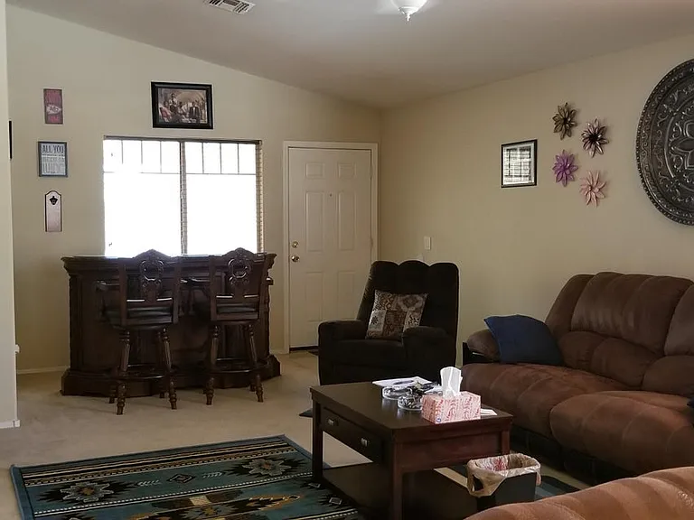 43206 W Arizona Ave — Photo 2