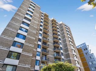 4 Monroe St APT 409, Rockville, MD