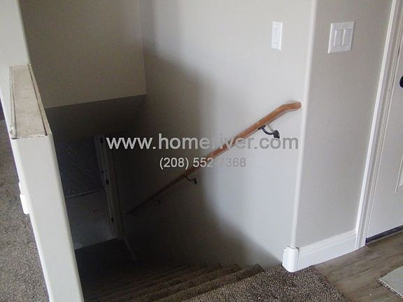 4th image of 3591 E Briar Creek Ln