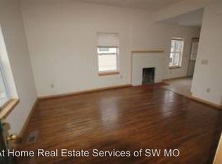 933 E Locust St APT A, Springfield, MO 65803