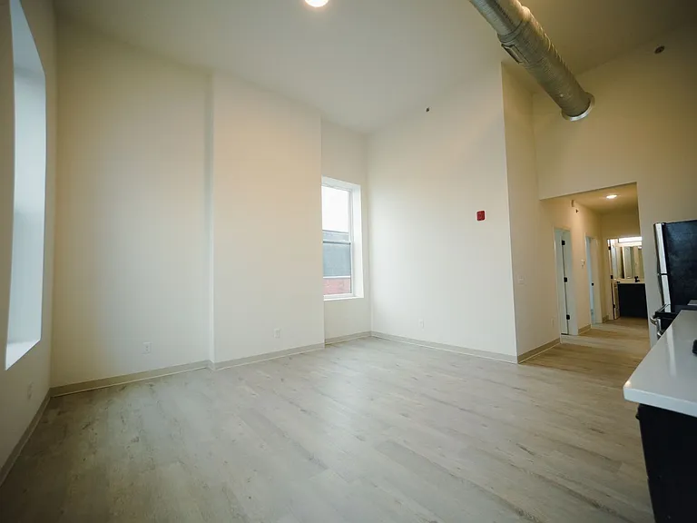 350 N Main St — Photo 27