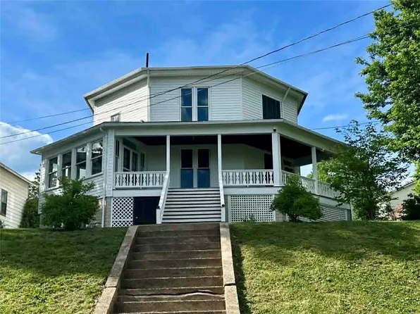 107 Grove Ave, Chicora, PA 16025