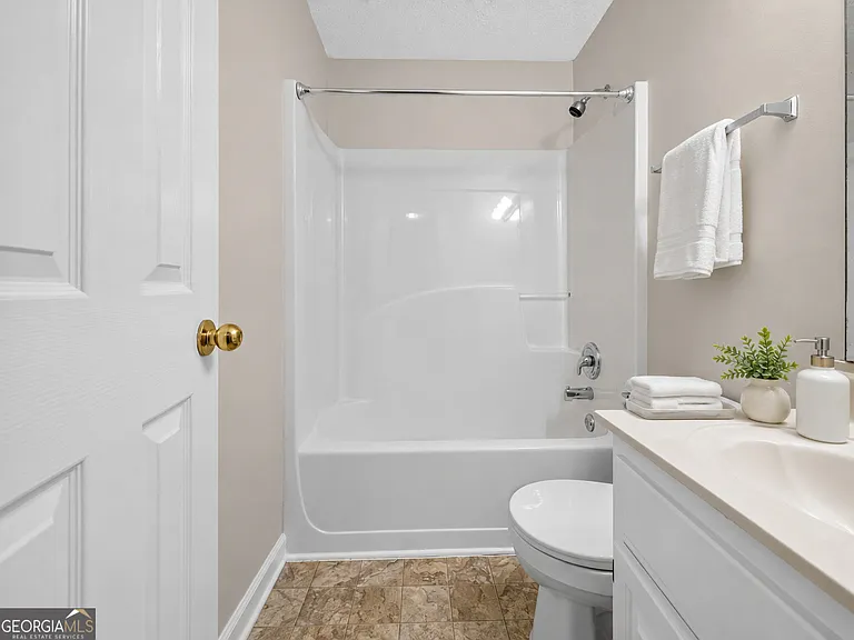129 Springbrook Dr — Photo 33