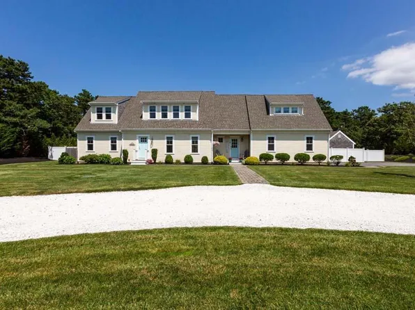 5 Arthur's Way, Harwich, MA 02645