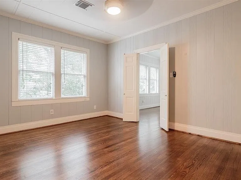 1212 Milford St #1 — Photo 14