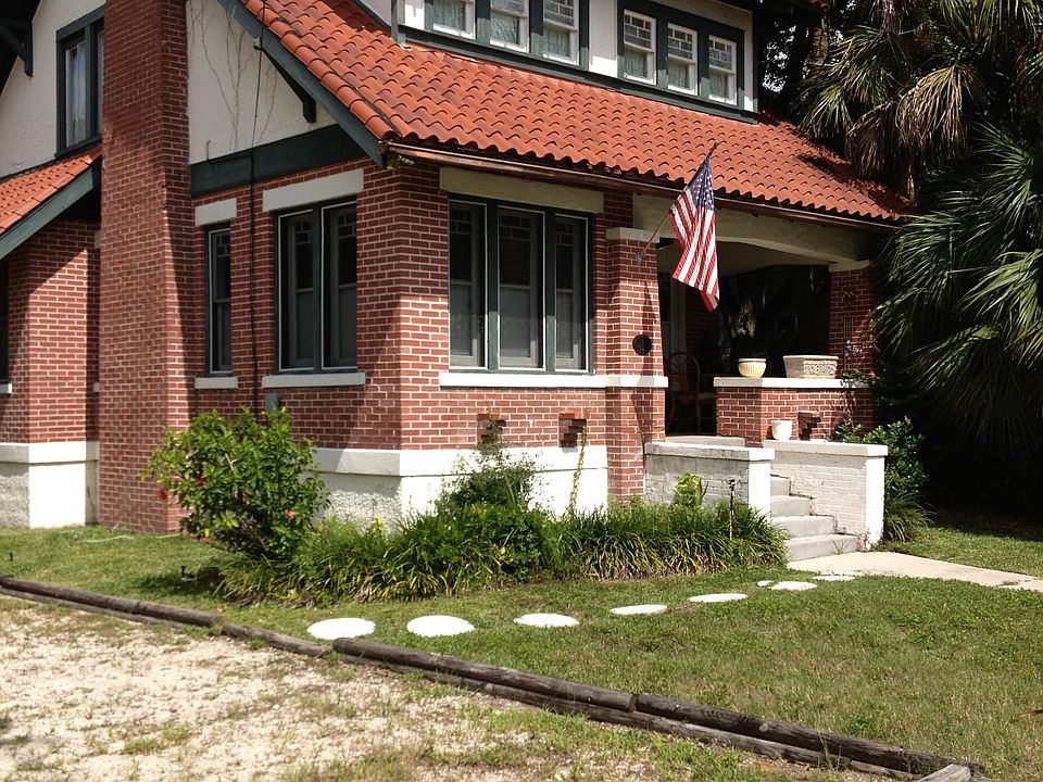 1st image of 110 S Peninsula Ave