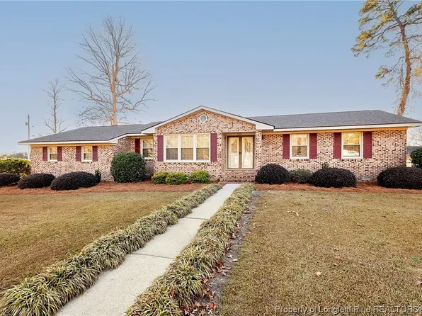5201 Camellia Ln, Lumberton, NC 28360