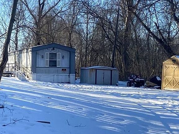 3rd image of 819 Smithfield New Geneva Rd