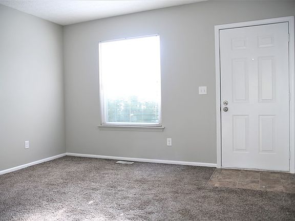 4th image of 3991 Grand Bend Dr