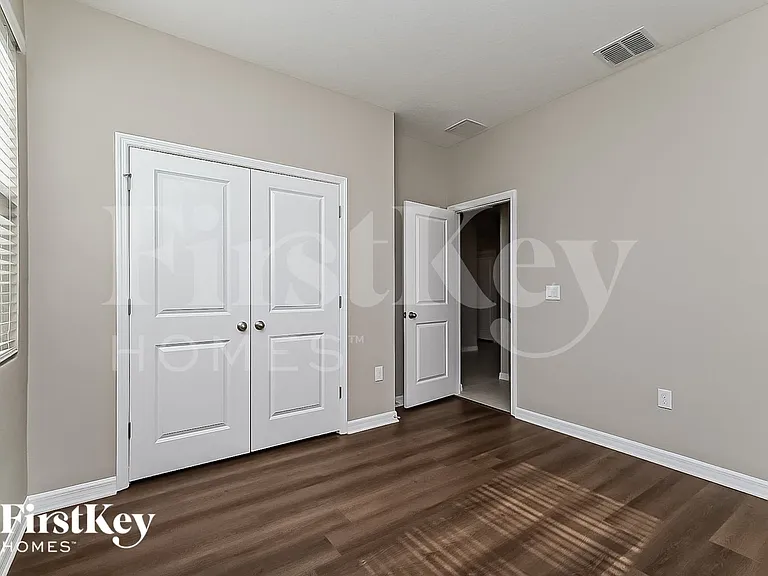 11836 Clare Hill Ave — Photo 9