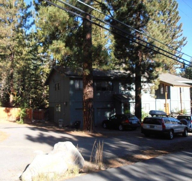 2nd image of 10432 Palisades Dr