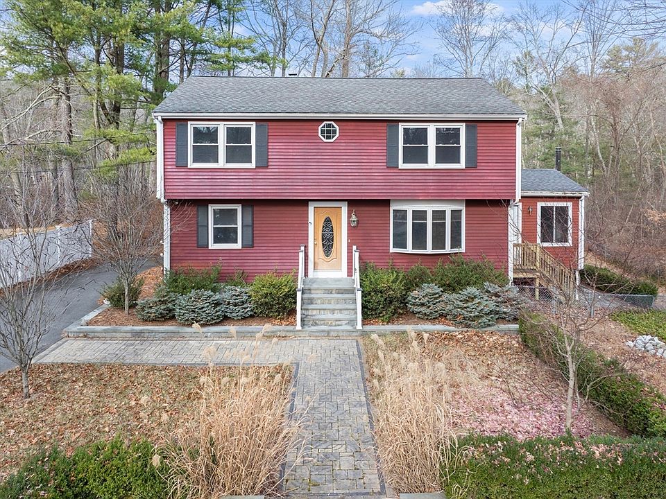 1st image of 119 Middlesex St
