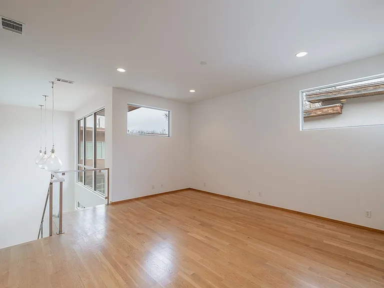 4011 Lewis Ln #B — Photo 8
