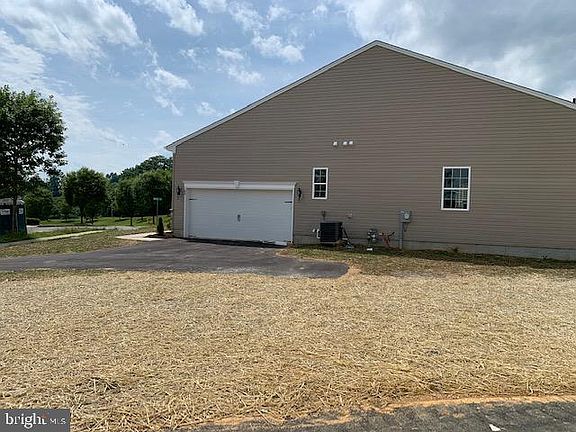 2nd image of 62 Pelham Dr