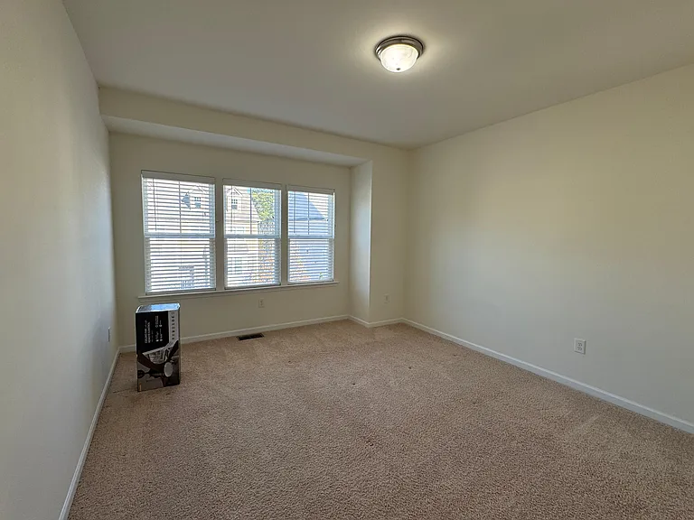 723 Edgewater Ridge Ct — Photo 13