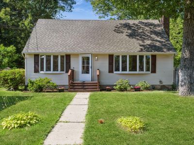 237 Clay Pitts Road, East Northport, NY, 11731