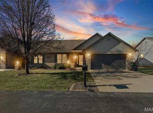 2759 E B Street Rd, Belleville, IL 62221