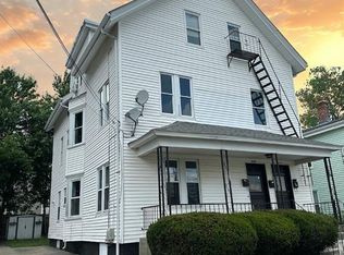 208 Carnation St, Pawtucket, RI 02860