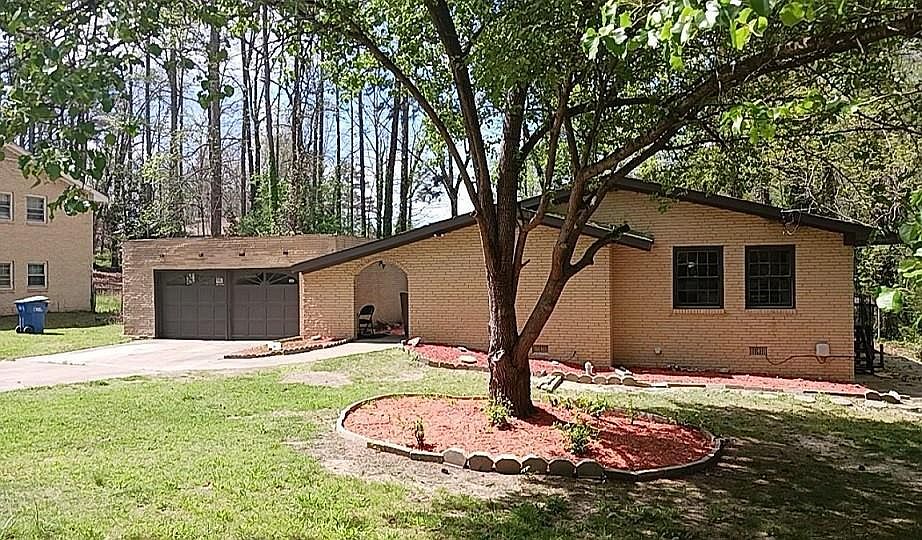 1st image of 6820 Marlborough Cir S