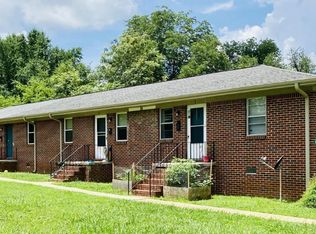 1332 Oshaughnessy Ave NE APT 3, Huntsville, AL 35801