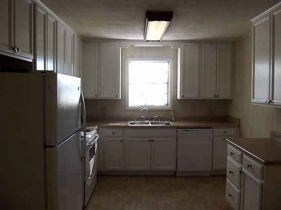 5th image of 4102 W 21st St