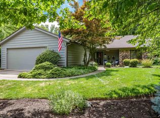 6736 W Canal Pointe Ln, Fort Wayne, IN 46804