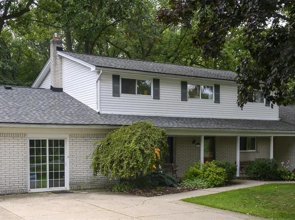 9180 Stone Rd, Clay Township, MI 48001