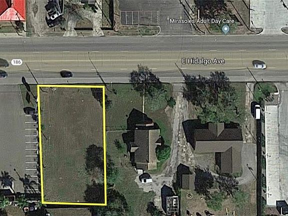 2nd image of 544 E Hidalgo Ave