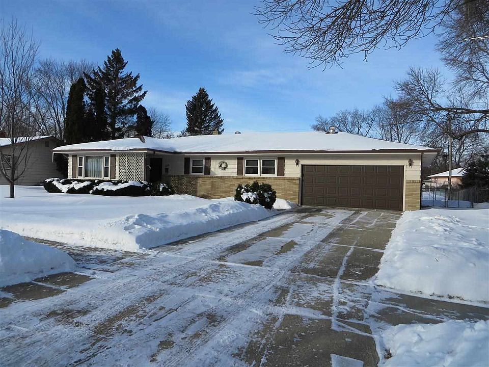 1st image of 1209 N Sumac Dr