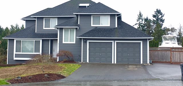 1st image of 8476 Bessie Pl NW
