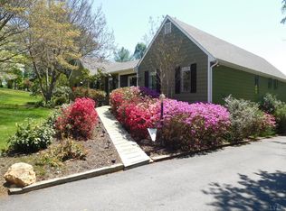 302 Quail Ridge Dr, Forest, VA 24551