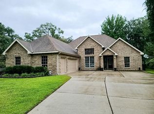 459 Old Hickory Dr, Conroe, TX 77302