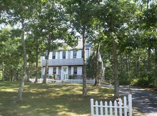 48 Old Purchase Rd, Edgartown, MA 02539