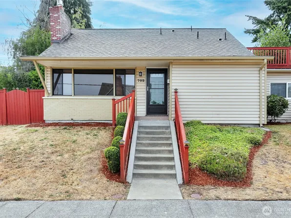 702 N Mullen Street, Tacoma, WA 98406