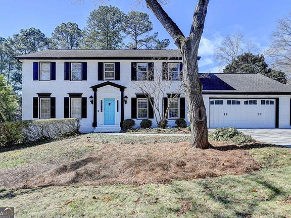 3rd image of 477 Patterson Rd