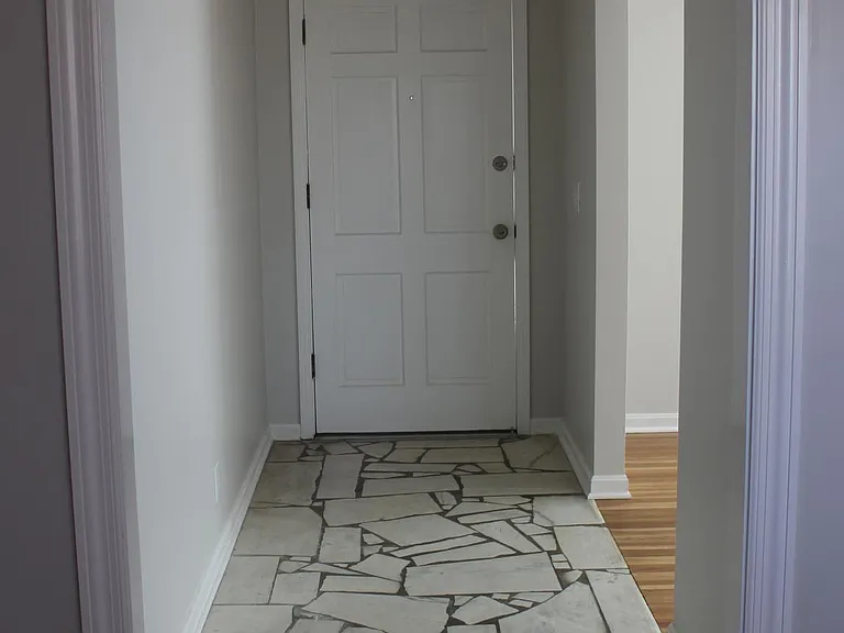 2614 Edge O Lake Dr — Photo 7