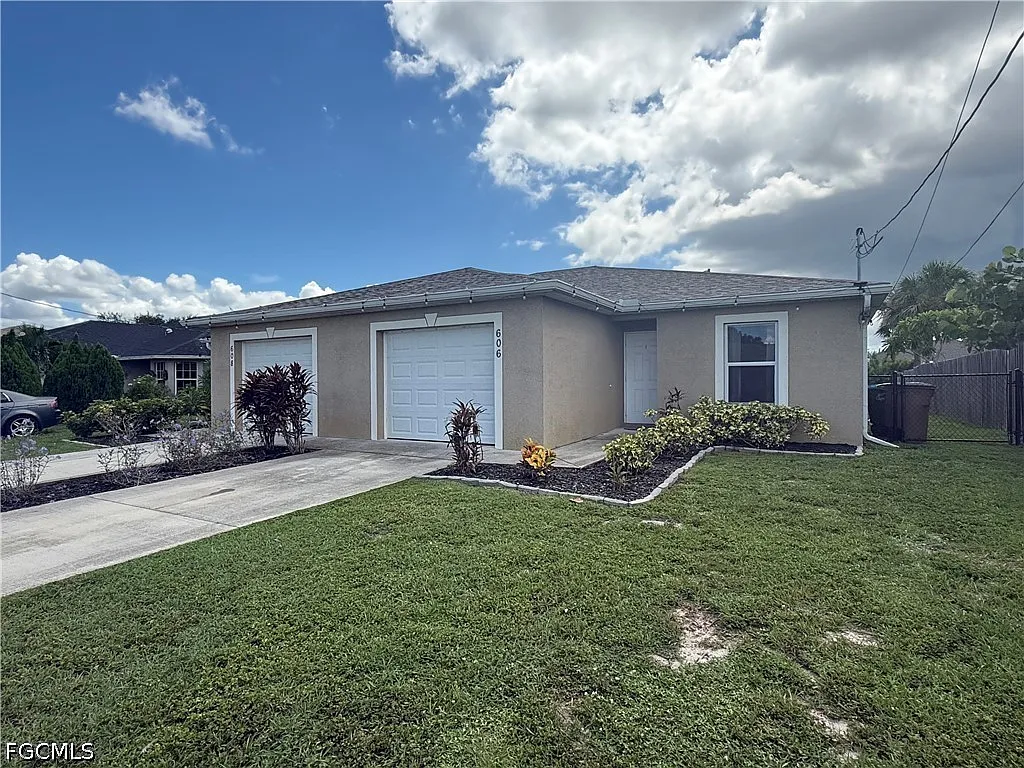 3 bed, 2.0 bath, 1245 sqft, $1,600 — Photo 1